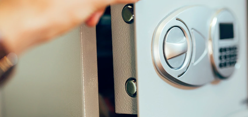 Fingerprint Safe Openers in La Habra, CA
