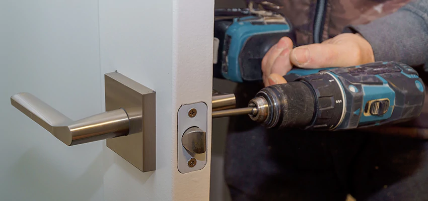 Broken Door Handle Lock Repair in La Habra, California